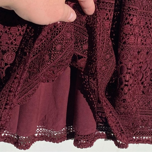 ABERCROMBIE Women’s Burgundy Lace Sleeveless Mini Dress Size 10 - Picture 7 of 10